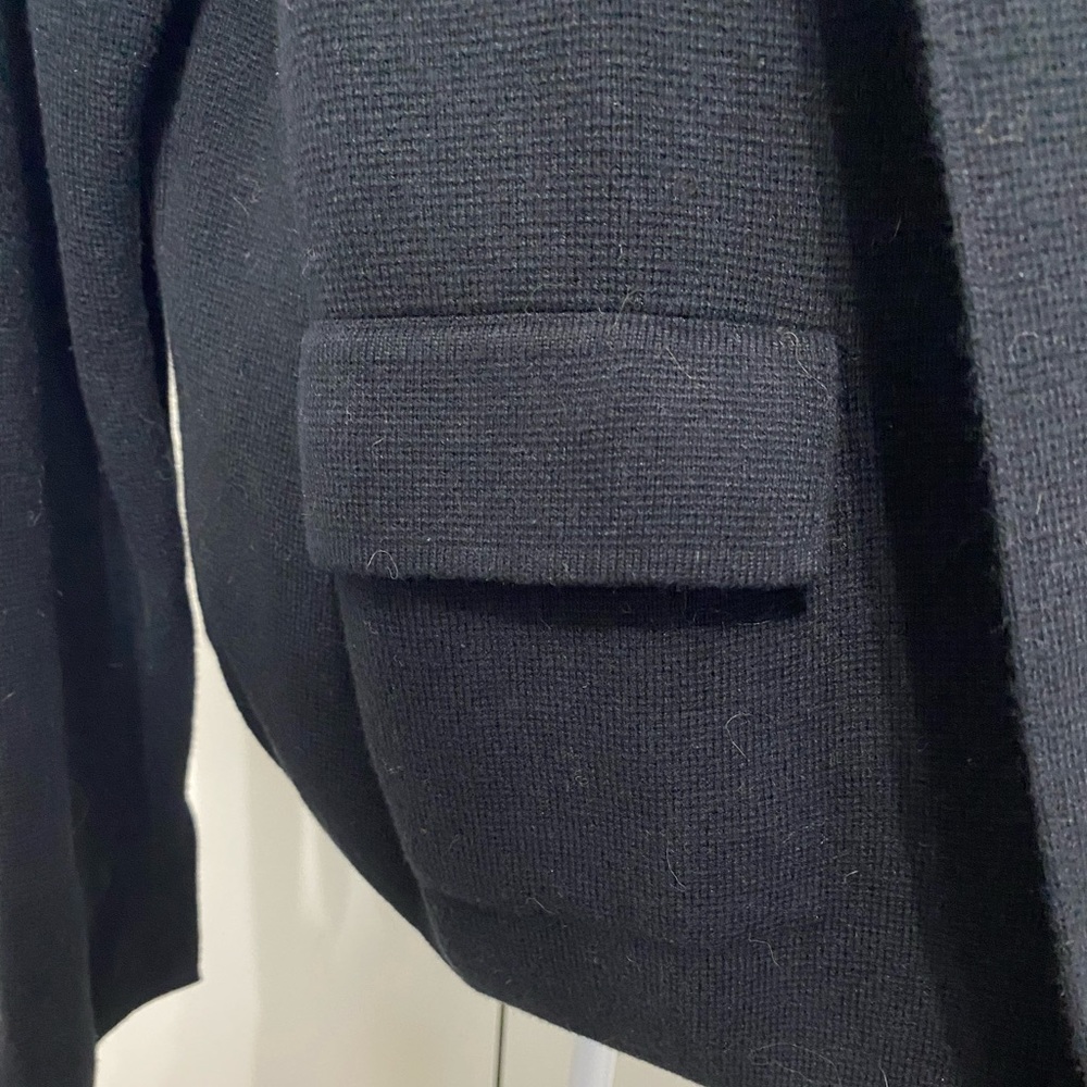 Banana Republic Cardigan - Picture 4 of 7